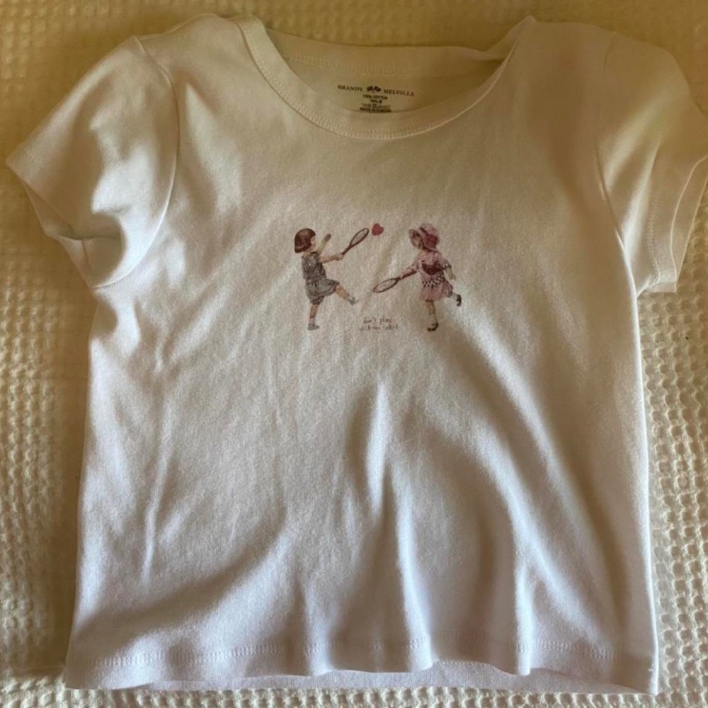 Super rare never worn brandy Melville top not sold anymore anywhere